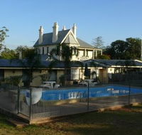 Airlie House Motor Inn - Accommodation Gold Coast