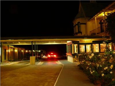 Airlie House Motor Inn - Accommodation Gold Coast 1
