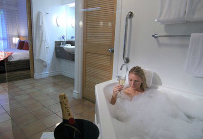 Novotel Twin Waters Resort - Accommodation Gold Coast 2