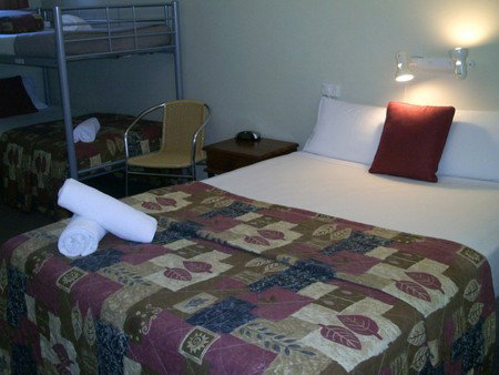 Chaparral Motel - Accommodation Gold Coast 3