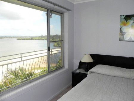 Leisure-lee Holiday Apartments - Accommodation Gold Coast 1