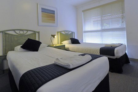 Nelson Bay Breeze Resort - Accommodation Gold Coast 1