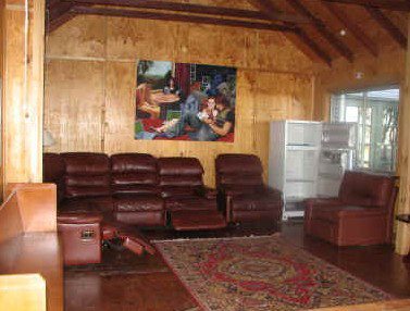 Hatters Hideout - Accommodation Gold Coast 2