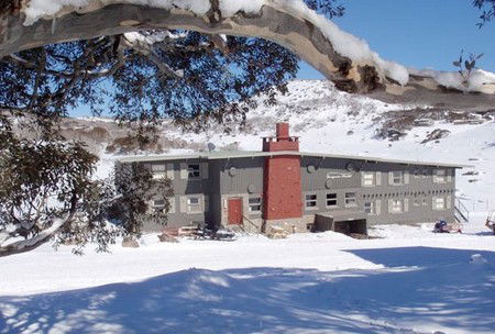 Swagman Chalet - Accommodation Gold Coast 2