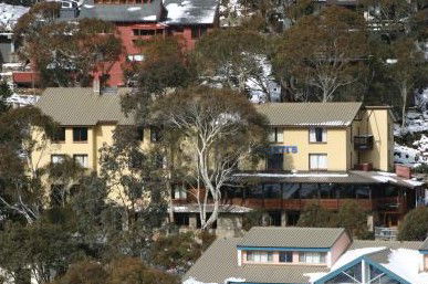 Bernti's Mountain Inn - Accommodation Gold Coast 2