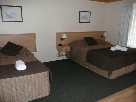 Black Gold Country Cabins - Accommodation Gold Coast 0