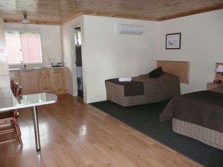 Black Gold Country Cabins - Accommodation Gold Coast 3
