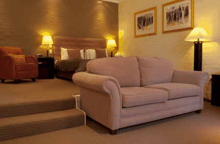 Briars Country Lodge - Accommodation Gold Coast 2