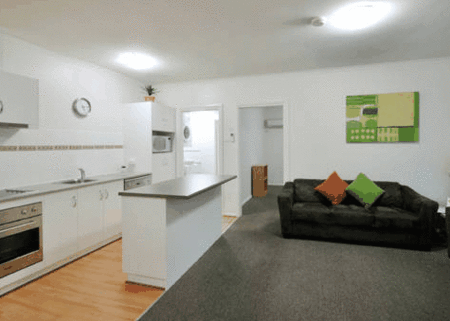 Adelaide Oakford Apartments - Gold Coast 4U 1