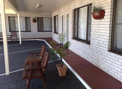 Sapphire City Motor Inn - Accommodation Gold Coast 1