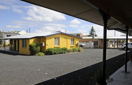 Amber Motel - Accommodation Gold Coast 1