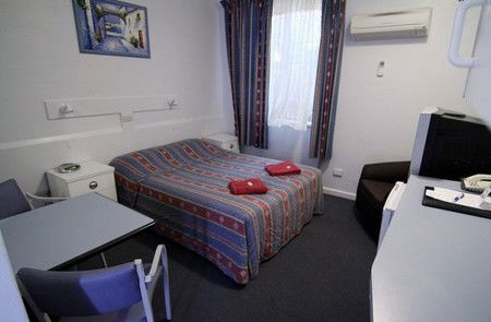 Amber Motel - Accommodation Gold Coast 3