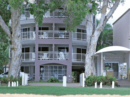 Coral Horizons Beachfront Apartments - Accommodation Gold Coast