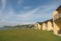 Lennox Head Beachfront Apartments - Accommodation Gold Coast 2