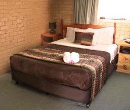 Avlon Gardens Motel - Accommodation Gold Coast 0