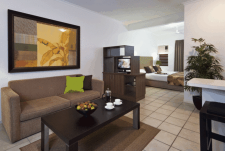 The Reef Retreat - Accommodation Gold Coast 1