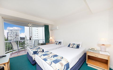 Australis Sovereign Hotel - Accommodation Gold Coast 0