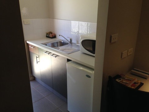 Coro Motel - Accommodation Gold Coast 3