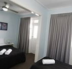 The Lakes Hotel - The Entrance - Accommodation Gold Coast