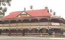 The New Coolamon Hotel - Coolamon - Accommodation Gold Coast 0