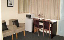 Warren Motor Inn - Warren - Accommodation Gold Coast 1