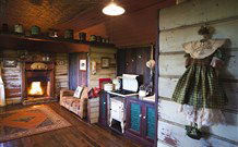 Riverland Holiday Cottage - Accommodation Gold Coast 2