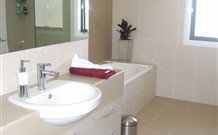 Wangi Sails Bed And Breakfast - - Accommodation Gold Coast 3