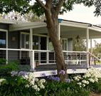 Yarralaw Springs Wines Vine Loft Bed and Breakfast - Accommodation Gold Coast
