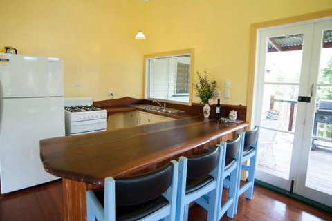 Noosa Avalon Farm Cottages - Accommodation Gold Coast 6