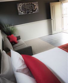 The Rocks Motel - Accommodation Gold Coast 0
