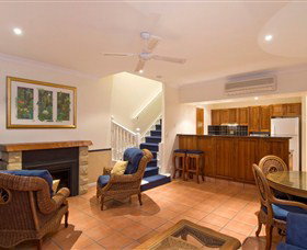 Tinaroo Lake Resort - Accommodation Gold Coast 2