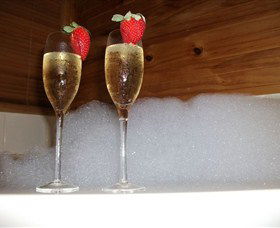 Ravensbourne Forest Chalets - Accommodation Gold Coast 1