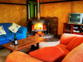 M.J Yurts Ballandean - Accommodation Gold Coast 1