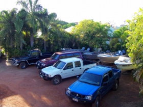 Gee-Dees Family Cabins - Accommodation Gold Coast 0