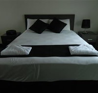 Dooleys Tavern and Motel Capella - Accommodation Gold Coast