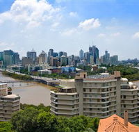 Central Hillcrest Apartment Hotel - Gold Coast 4U