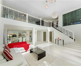 Riviera Waters At Vogue Holiday Homes - Accommodation Gold Coast 1