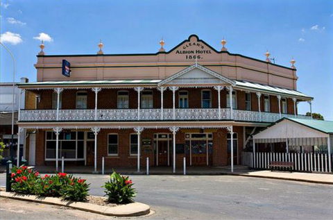 Albion Hotel Grenfell - Accommodation Gold Coast 1
