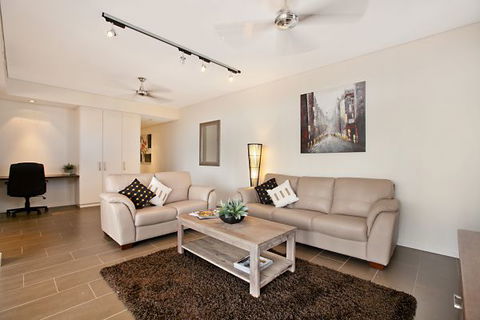 Ananya Executive - Accommodation Gold Coast 2