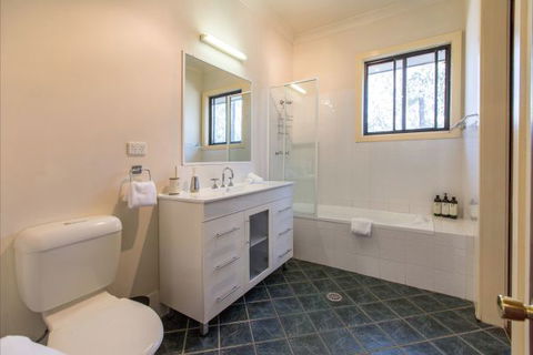 Elderslie House - Accommodation Gold Coast 131