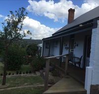 Hillside Cottage - Gold Coast 4U
