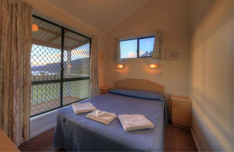 Inland Waters Holiday Parks Lake Glenbawn - Accommodation Gold Coast 8