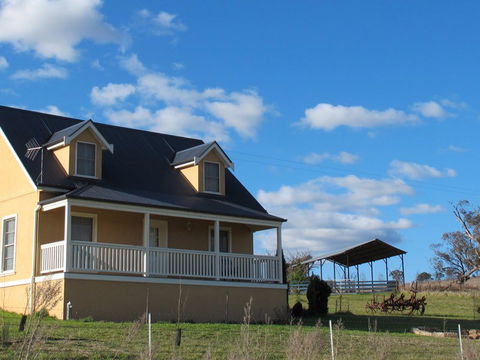 Riverbend Cottage - Accommodation Gold Coast 0