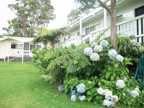 Top Of The Lake Holiday Units - Accommodation Gold Coast 0