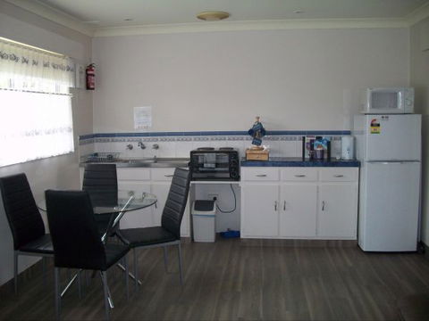 Top Of The Lake Holiday Units - Accommodation Gold Coast 5