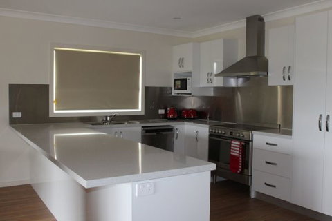 Yellowbox Cottage - Accommodation Gold Coast 2