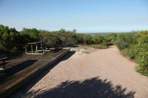 Wolfe Creek Crater Camp At Wolfe Creek Crater National Park - Gold Coast 4U 15