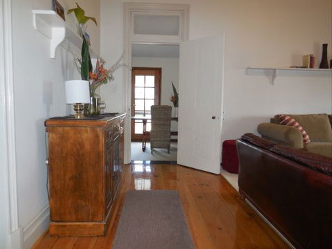 Book Keepers Cottage Waikerie - Accommodation Gold Coast 4