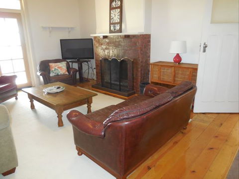 Book Keepers Cottage Waikerie - Accommodation Gold Coast 5