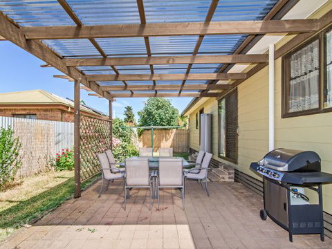 Century 21 SouthCoast: Moana Blue - Accommodation Gold Coast 51